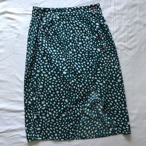 OCT 10 CLOSET CLOSING NLW Side Button Midi Skirt